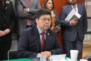 No entregó Mario Delgado nuestras firmas de legisladores para enjuiciar a expresidentes: Rubén Cayetano